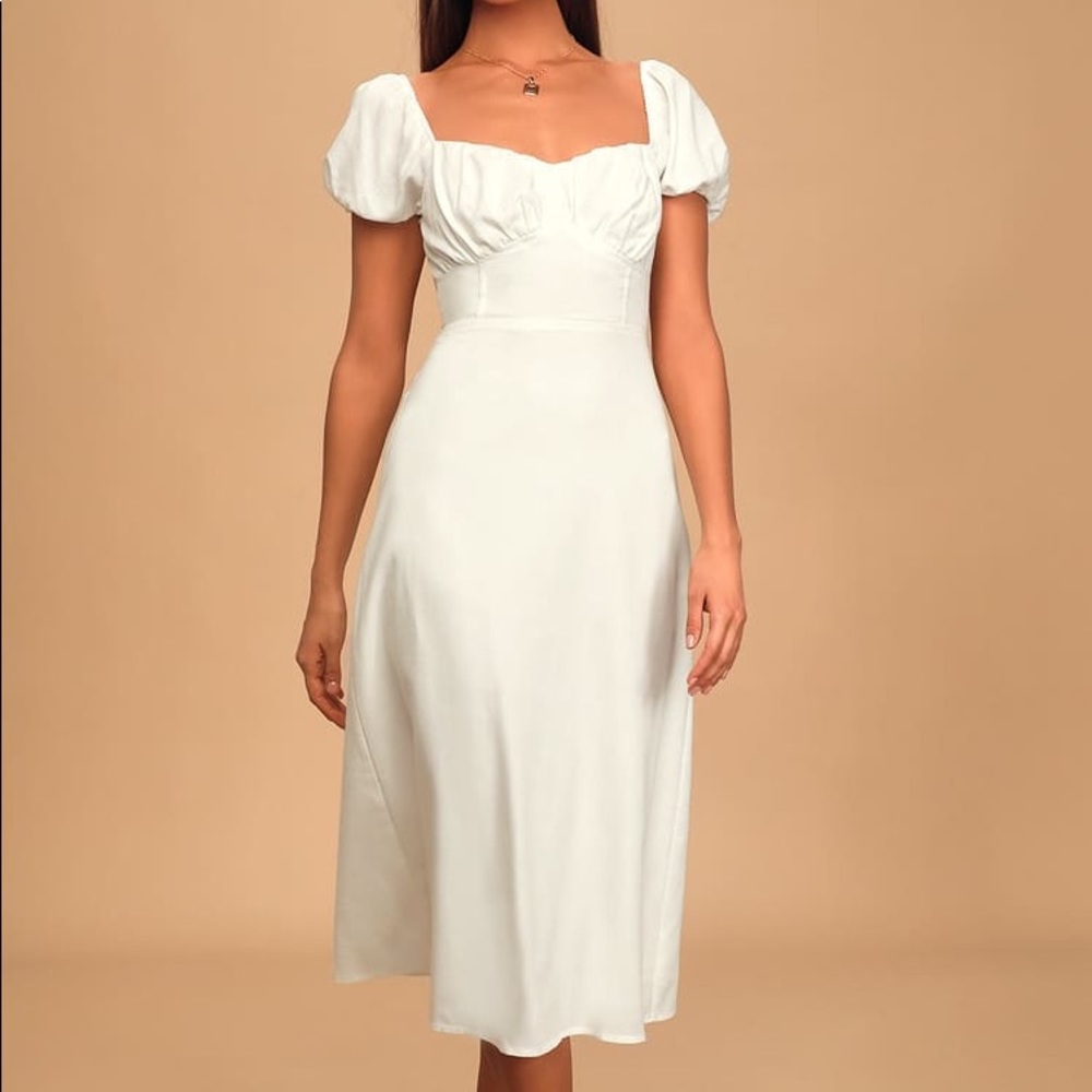 Lulus Dream Of Love PuffSleeve Smocked Midi Dress